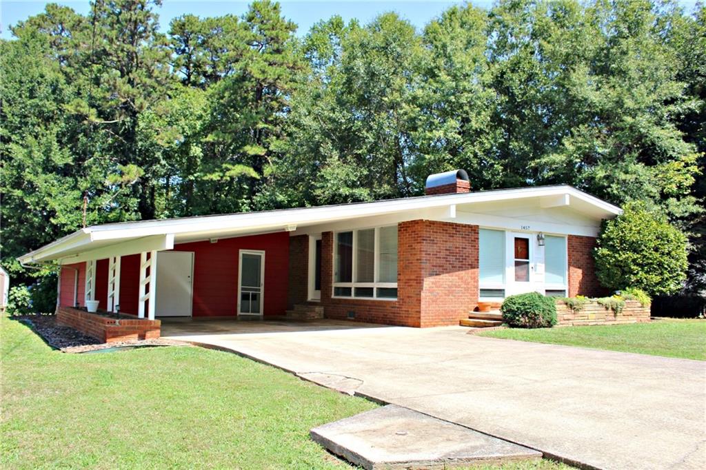 1457 20th Avenue Ne Hickory NC 28601