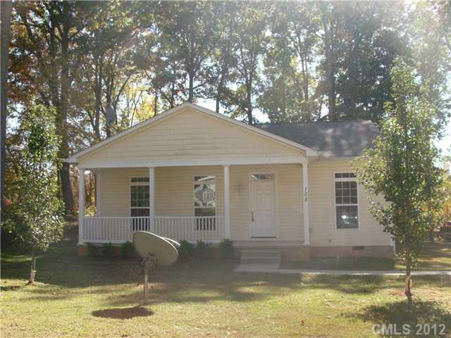 108 Queensbury Road Troutman NC 28166