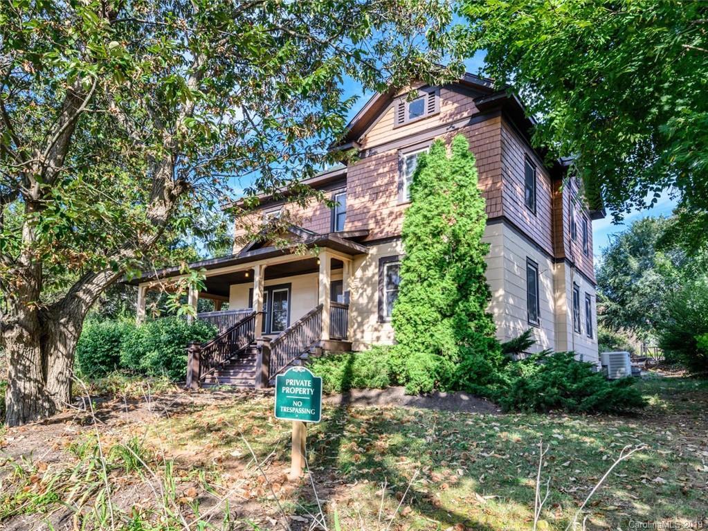 16 Ridgelawn Road Asheville NC 28806