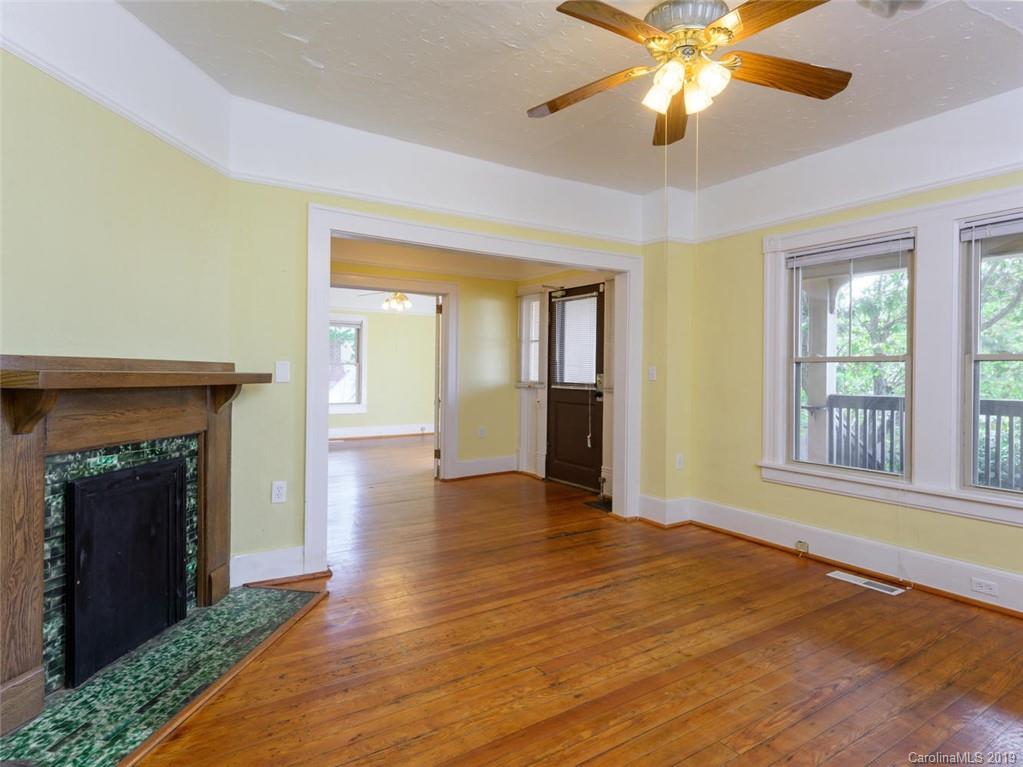 16 Ridgelawn Road Asheville NC 28806