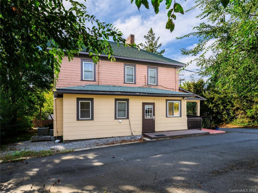 16 Ridgelawn Road Asheville NC 28806