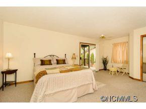 38 Hillcreek Drive Asheville NC 28804