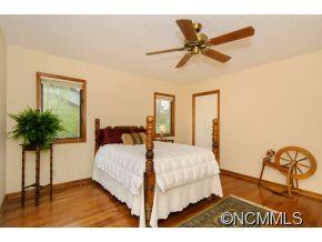 38 Hillcreek Drive Asheville NC 28804