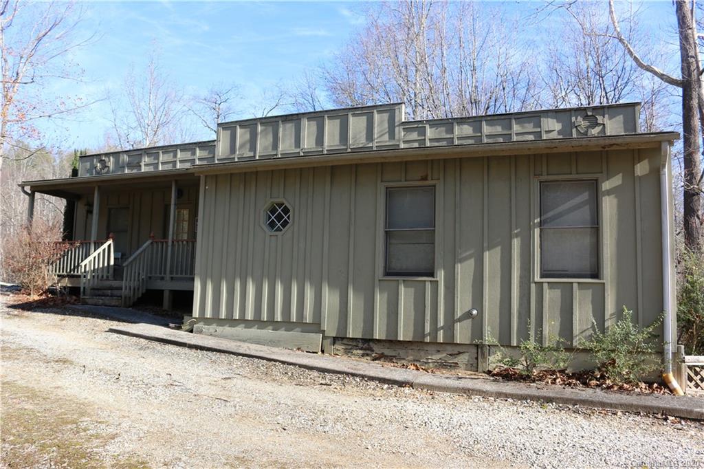 43 Polly Spout Road Marion NC 28752