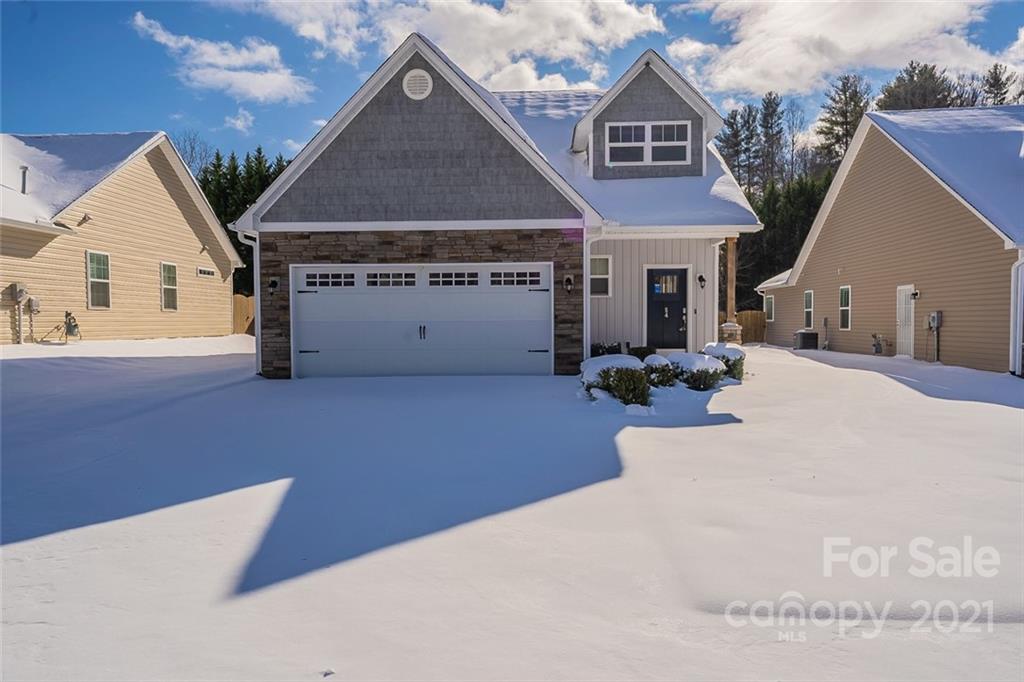 54 Half Moon Trail Hendersonville NC 28792