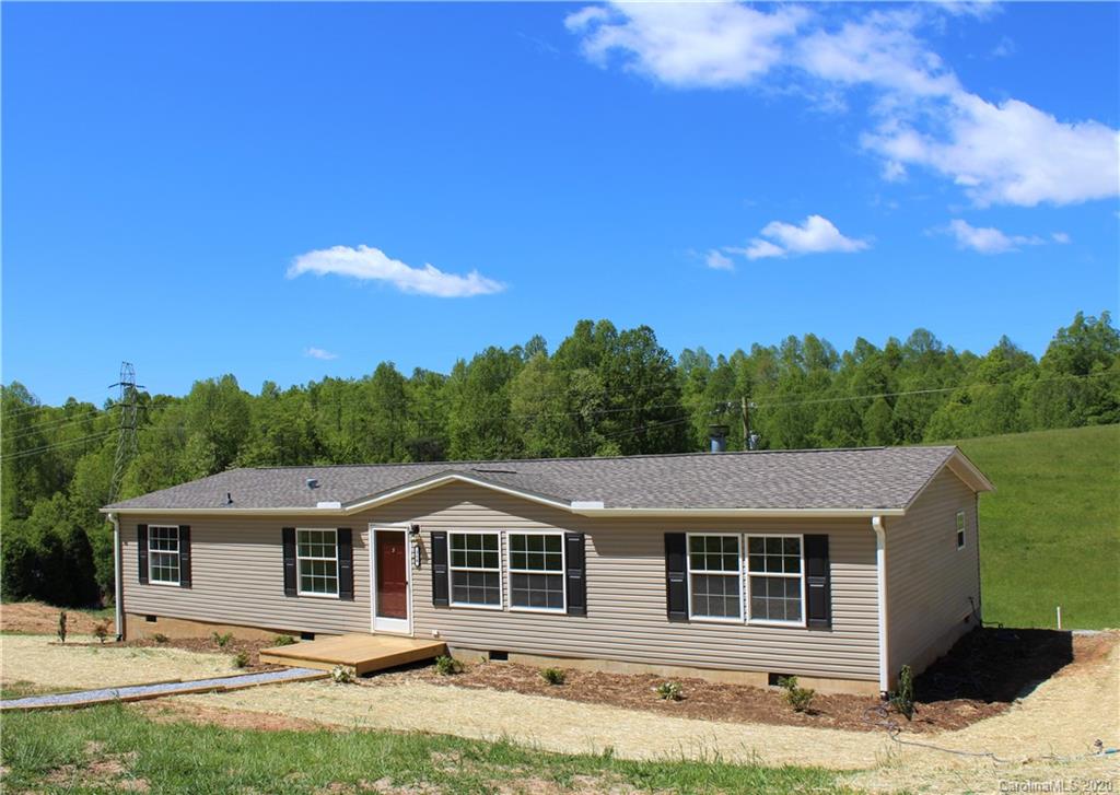 264 Old Mountain Page Road Saluda NC 28773