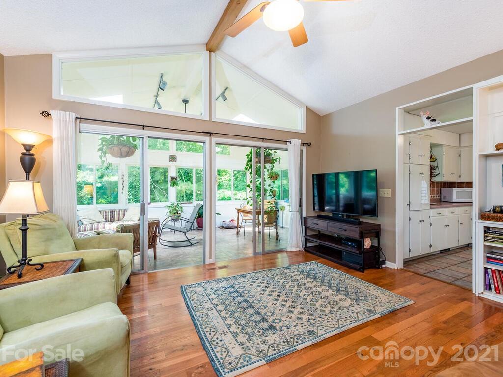 1 E Fox Chase Road Asheville NC 28804