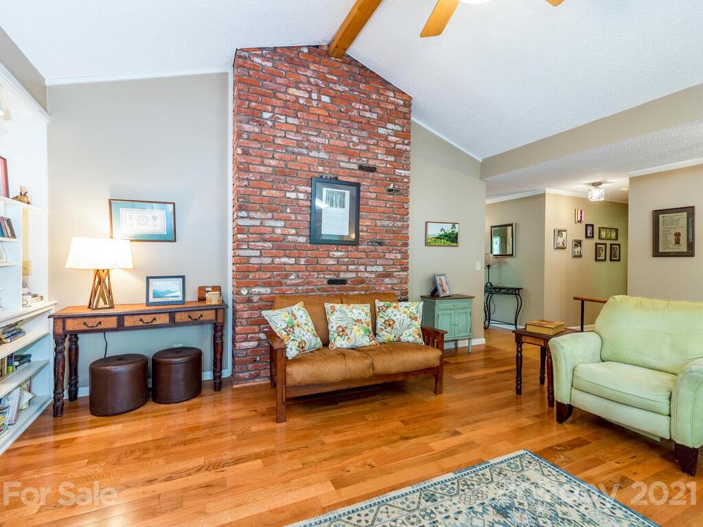 1 E Fox Chase Road Asheville NC 28804