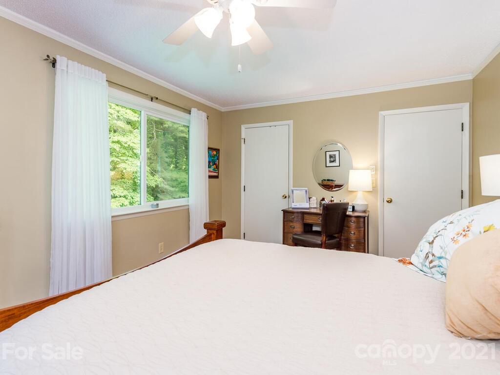 1 E Fox Chase Road Asheville NC 28804