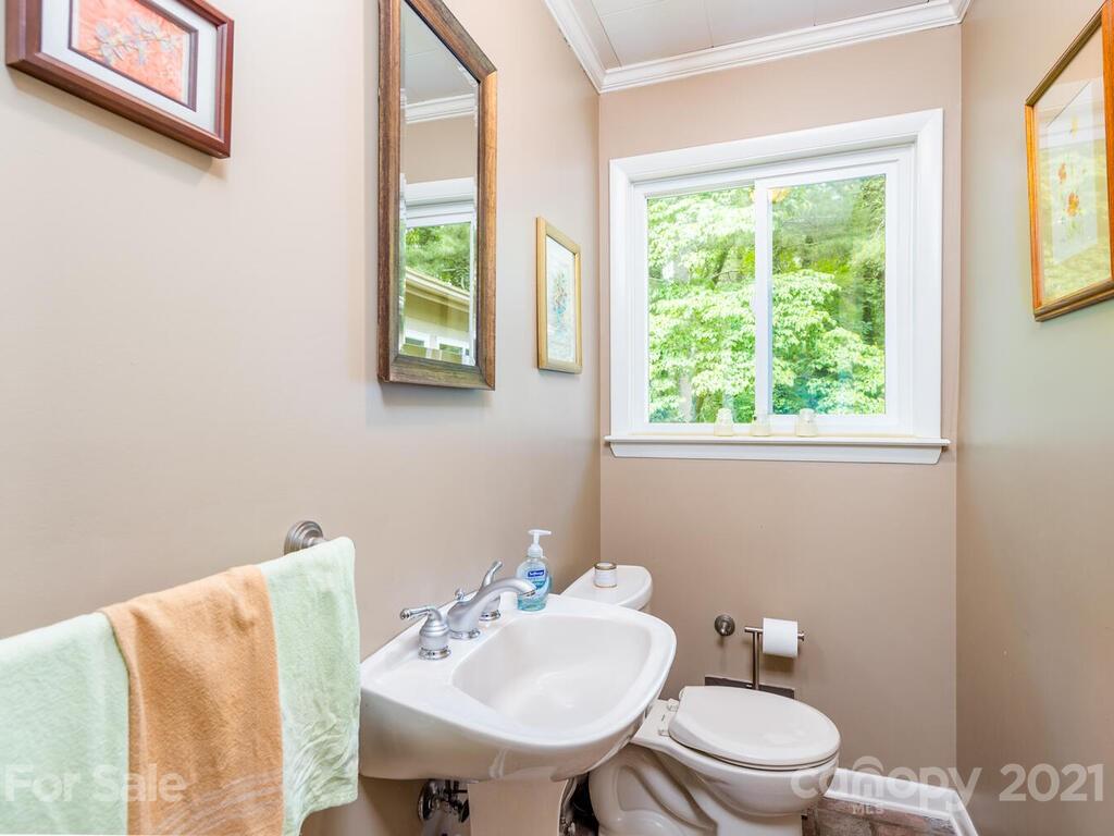 1 E Fox Chase Road Asheville NC 28804