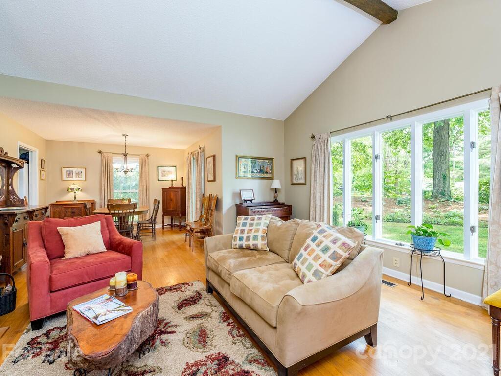 1 E Fox Chase Road Asheville NC 28804