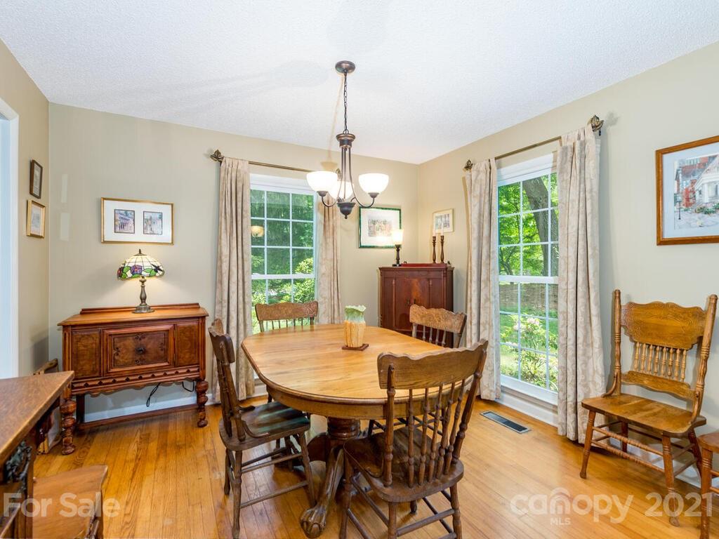 1 E Fox Chase Road Asheville NC 28804