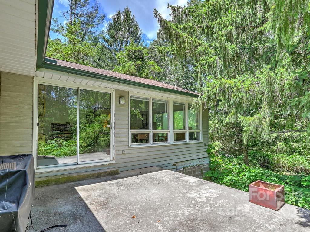 7 Beaverdam Knoll Road Asheville NC 28804