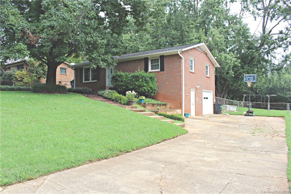 732 32nd Street Ne Conover NC 28613