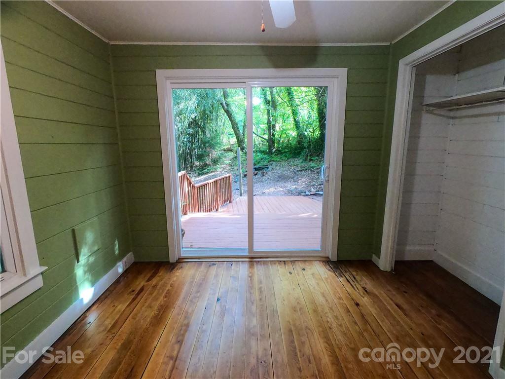 136 Spooks Branch Road Asheville NC 28804
