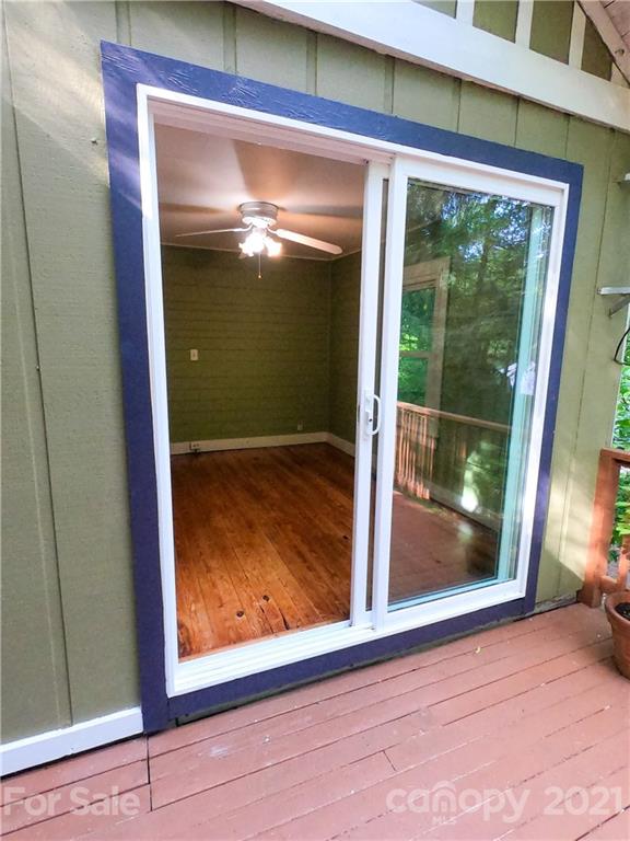 136 Spooks Branch Road Asheville NC 28804
