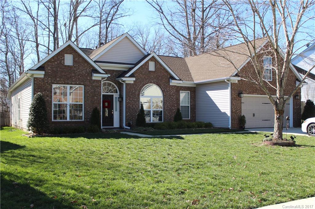 4018 Lannier Falls Lane Charlotte NC 28270