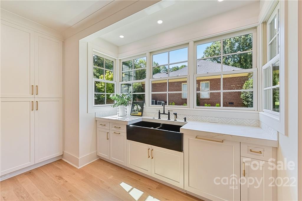 2207 Whilden Court Charlotte NC 28211