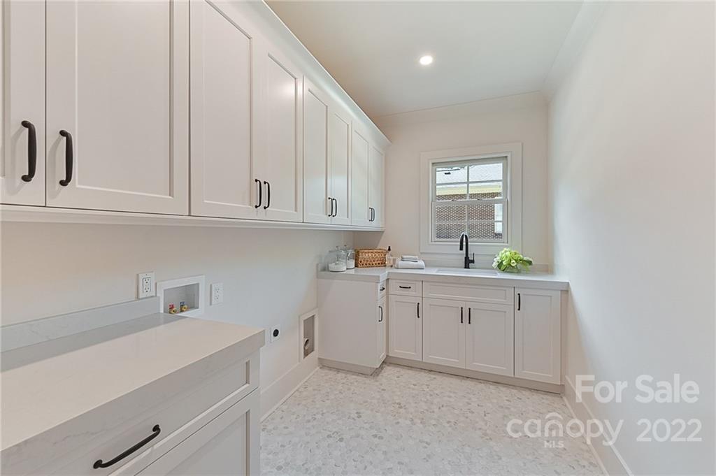 2207 Whilden Court Charlotte NC 28211