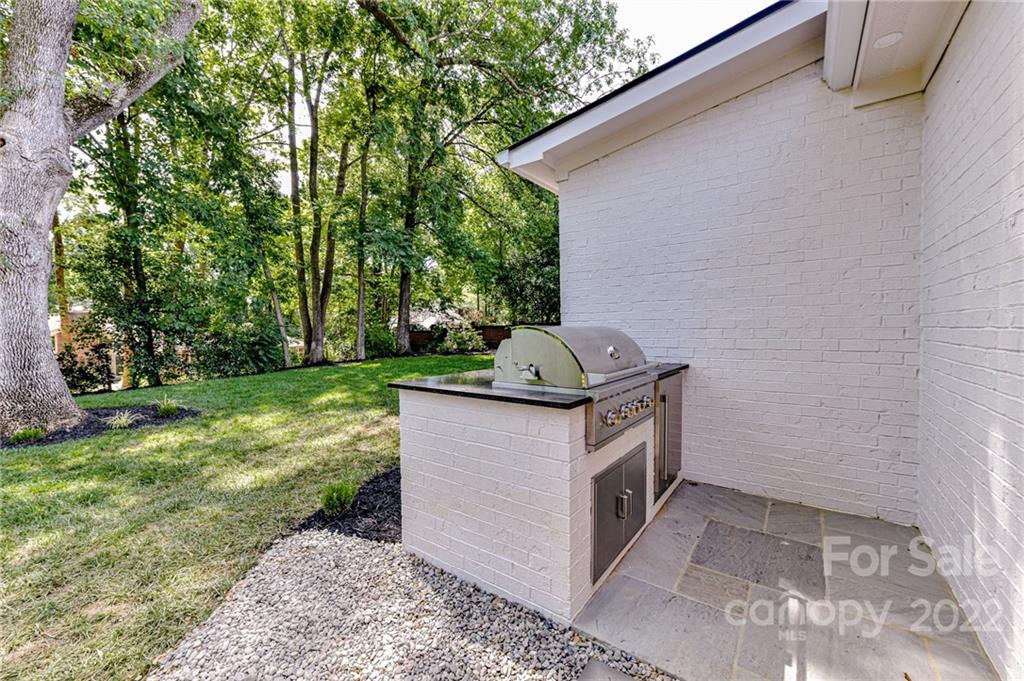 2207 Whilden Court Charlotte NC 28211