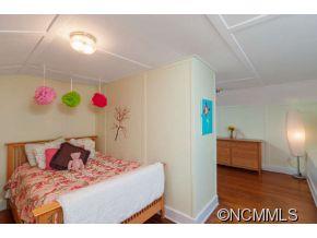 22 Garren Creek Road Fairview NC 28730