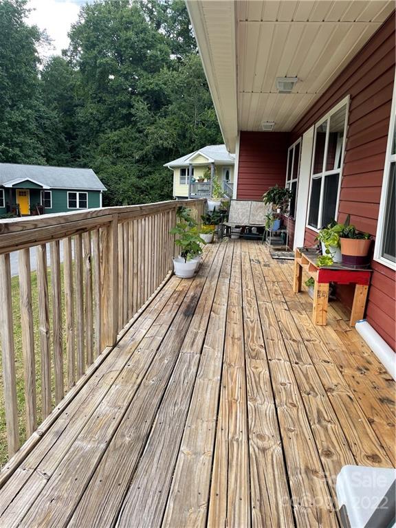 29 Old Stagecoach Road Swannanoa NC 28778