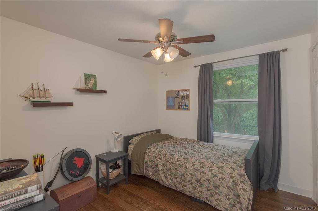 922 Old Fort Road Fairview NC 28730