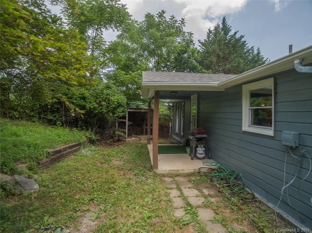 922 Old Fort Road Fairview NC 28730