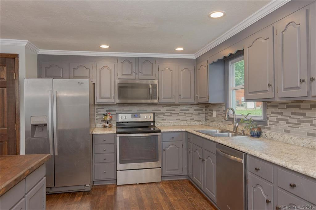 922 Old Fort Road Fairview NC 28730