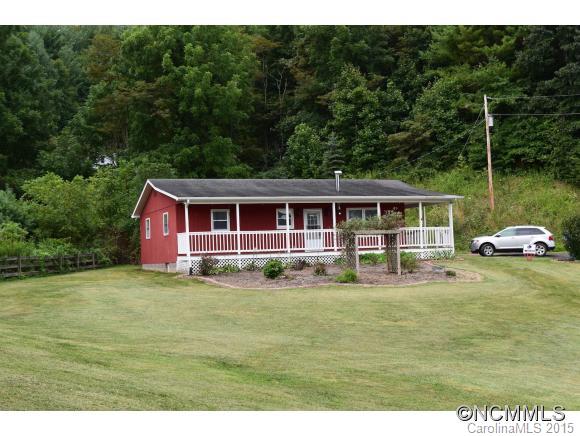 133 Mockingbird Lane Burnsville NC 28714