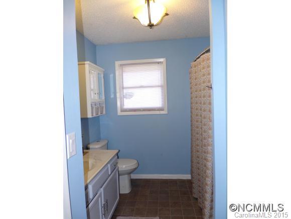 133 Mockingbird Lane Burnsville NC 28714