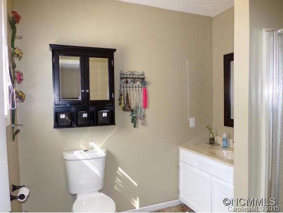 133 Mockingbird Lane Burnsville NC 28714