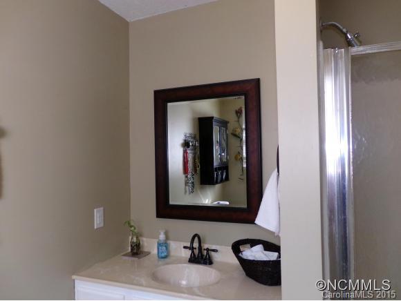 133 Mockingbird Lane Burnsville NC 28714