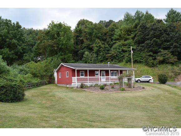 133 Mockingbird Lane Burnsville NC 28714