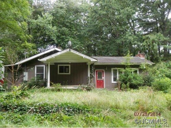 124 Half Circle Lane Hendersonville NC 28791