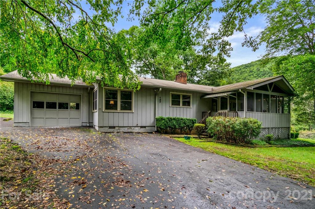 137 Kanawha Drive Montreat NC 28757