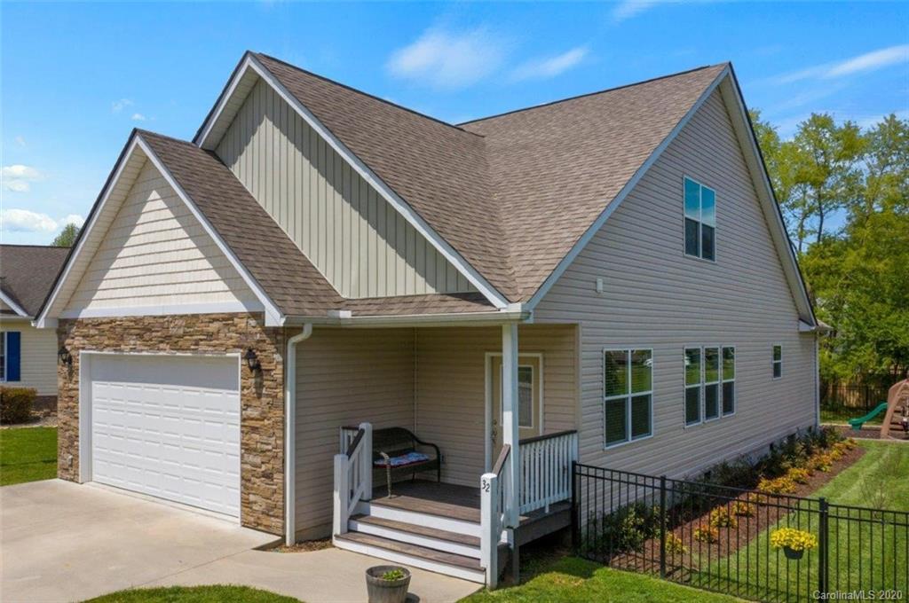 32 Grasshopper Drive Etowah NC 28729