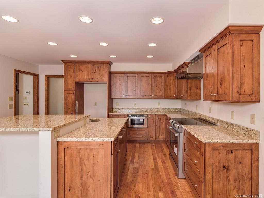 118 Honey Locust Drive Mills River NC 28759