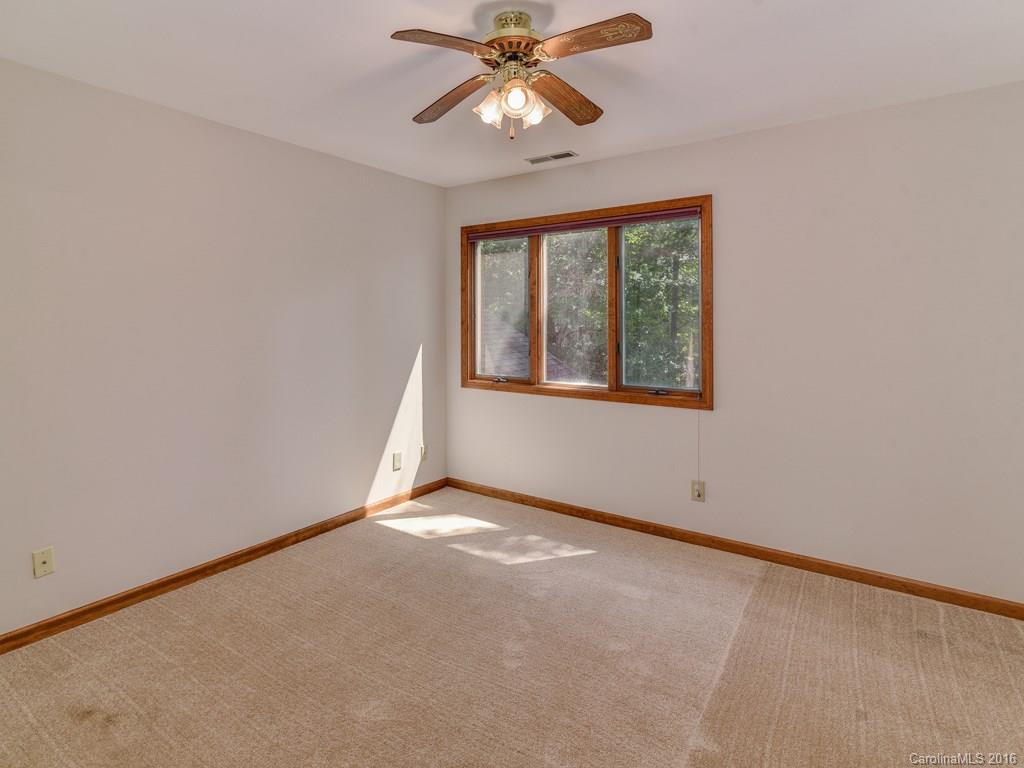 118 Honey Locust Drive Mills River NC 28759