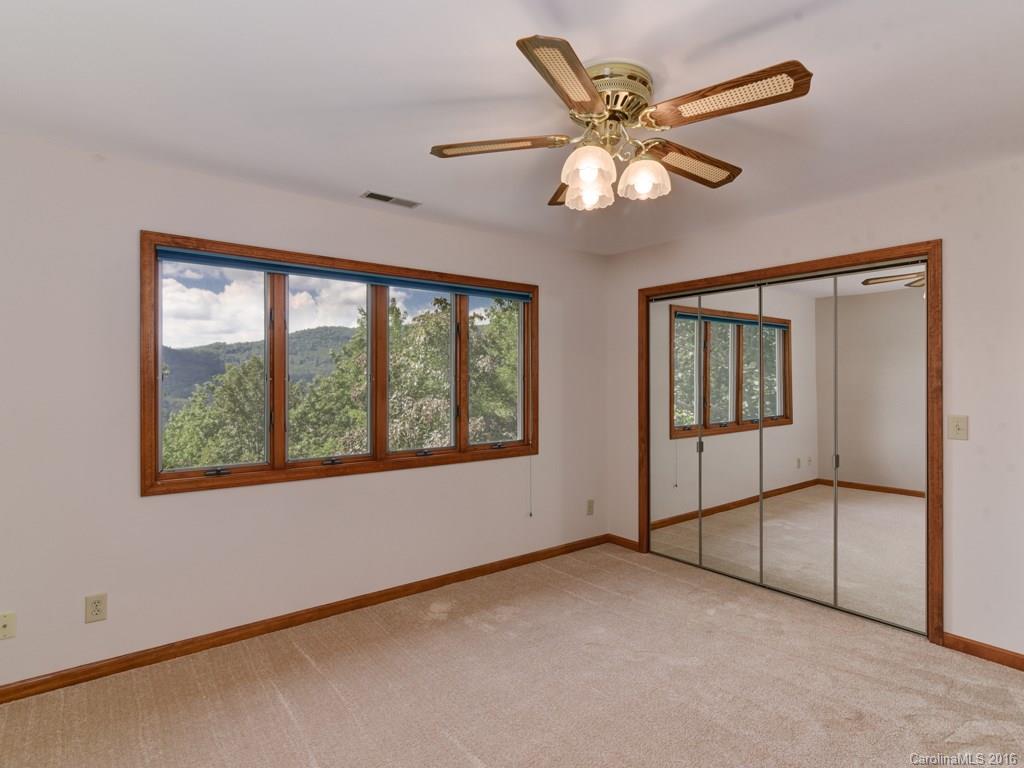 118 Honey Locust Drive Mills River NC 28759