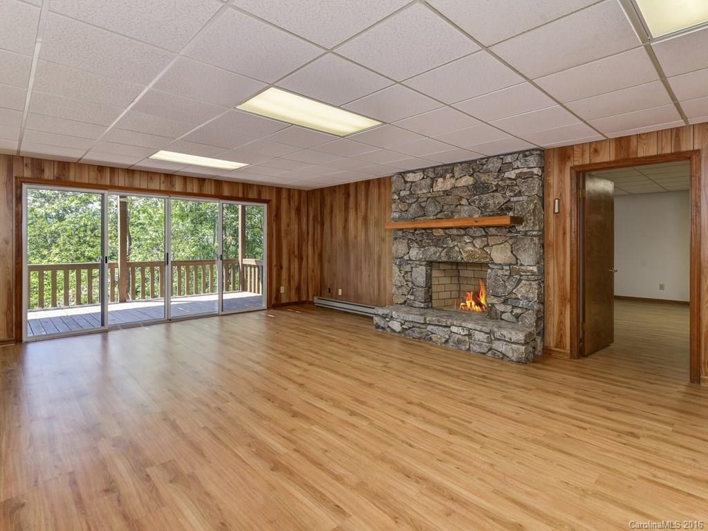 118 Honey Locust Drive Mills River NC 28759