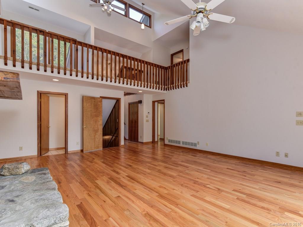 118 Honey Locust Drive Mills River NC 28759