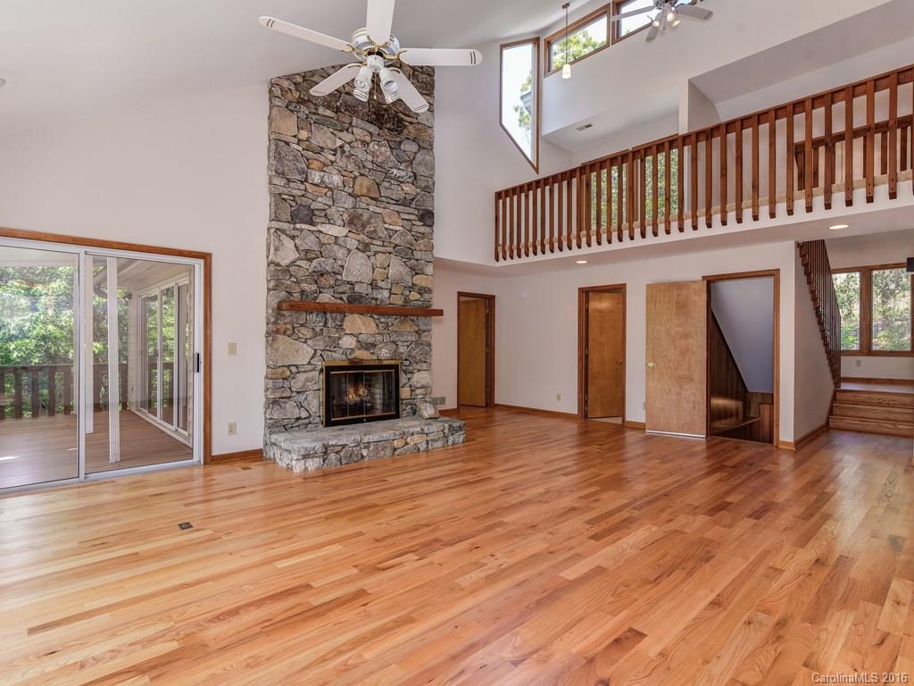 118 Honey Locust Drive Mills River NC 28759
