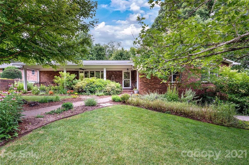 11 Reynolds Place Asheville NC 28804