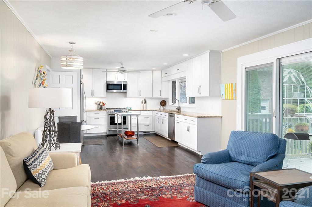 11 Reynolds Place Asheville NC 28804