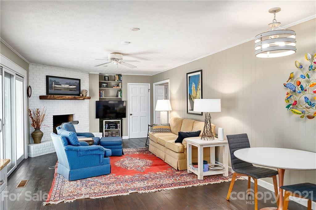11 Reynolds Place Asheville NC 28804