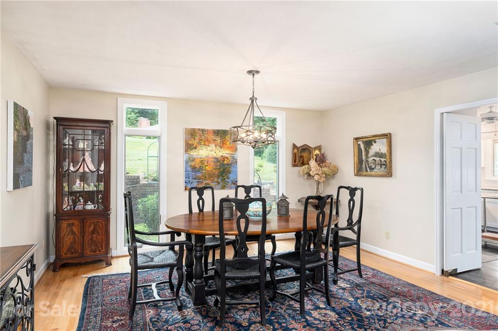 11 Reynolds Place Asheville NC 28804