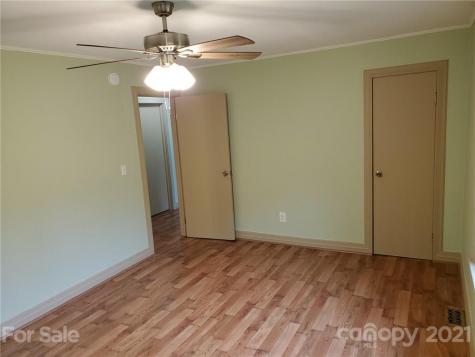 7494 Cruso Road Canton NC 28716