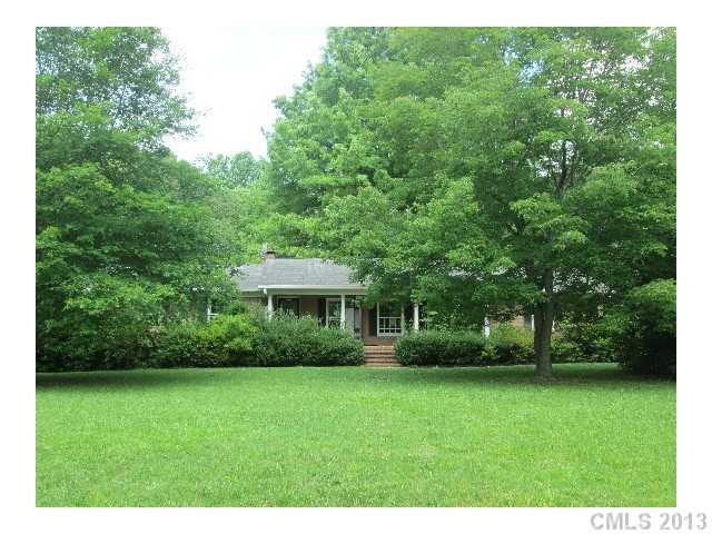 6801 Alanbrook Road Charlotte NC 28215