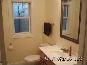 49 Falcon Crest Fairview NC 28730